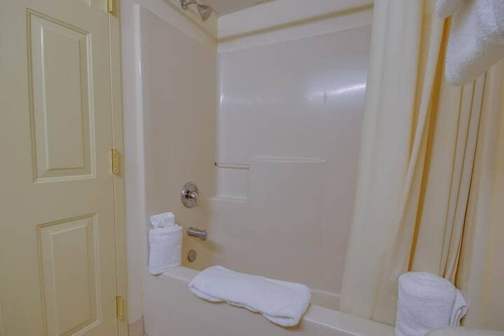 Room 21 of 60